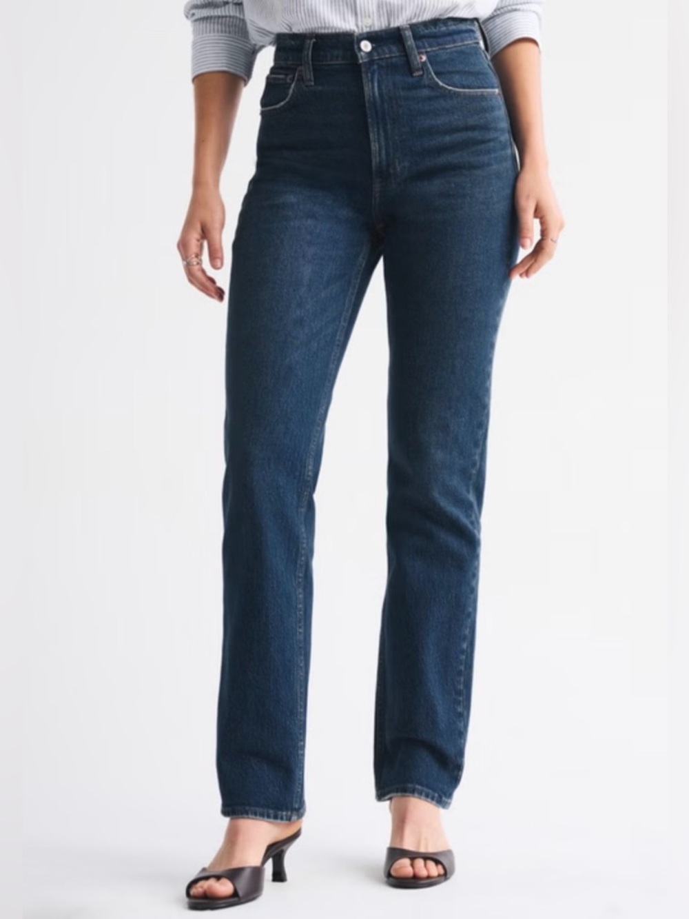 Abercrombie Curve Love Ultra High-Rise 90’s Straight Jean 28 LONG